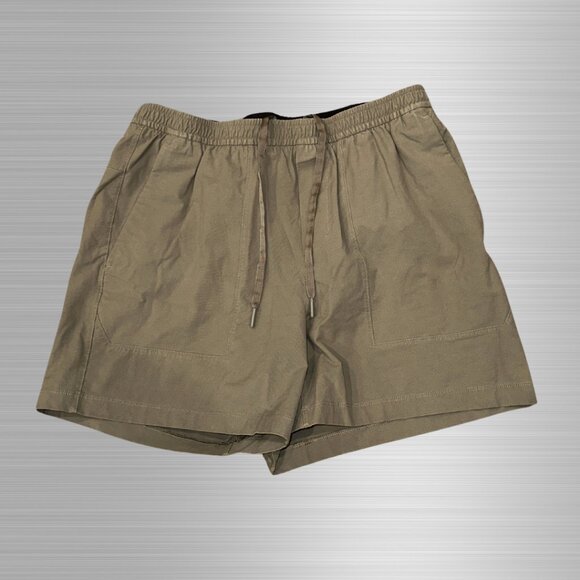 Lululemon Mens shorts in size Large in 9.5/10 condition - Picture 1 of 5